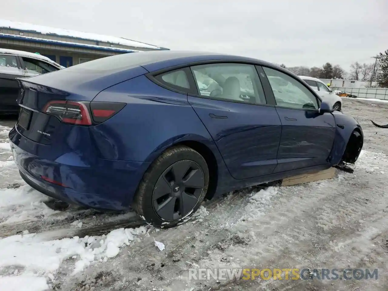 3 Photograph of a damaged car 5YJ3E1EB9NF183163 TESLA MODEL 3 2022