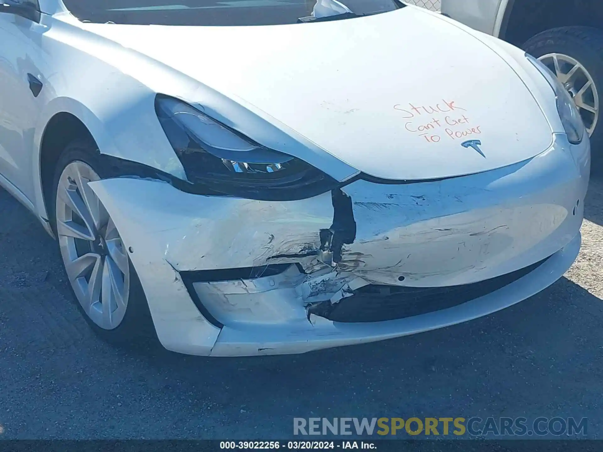 6 Photograph of a damaged car 5YJ3E1EB9NF195734 TESLA MODEL 3 2022