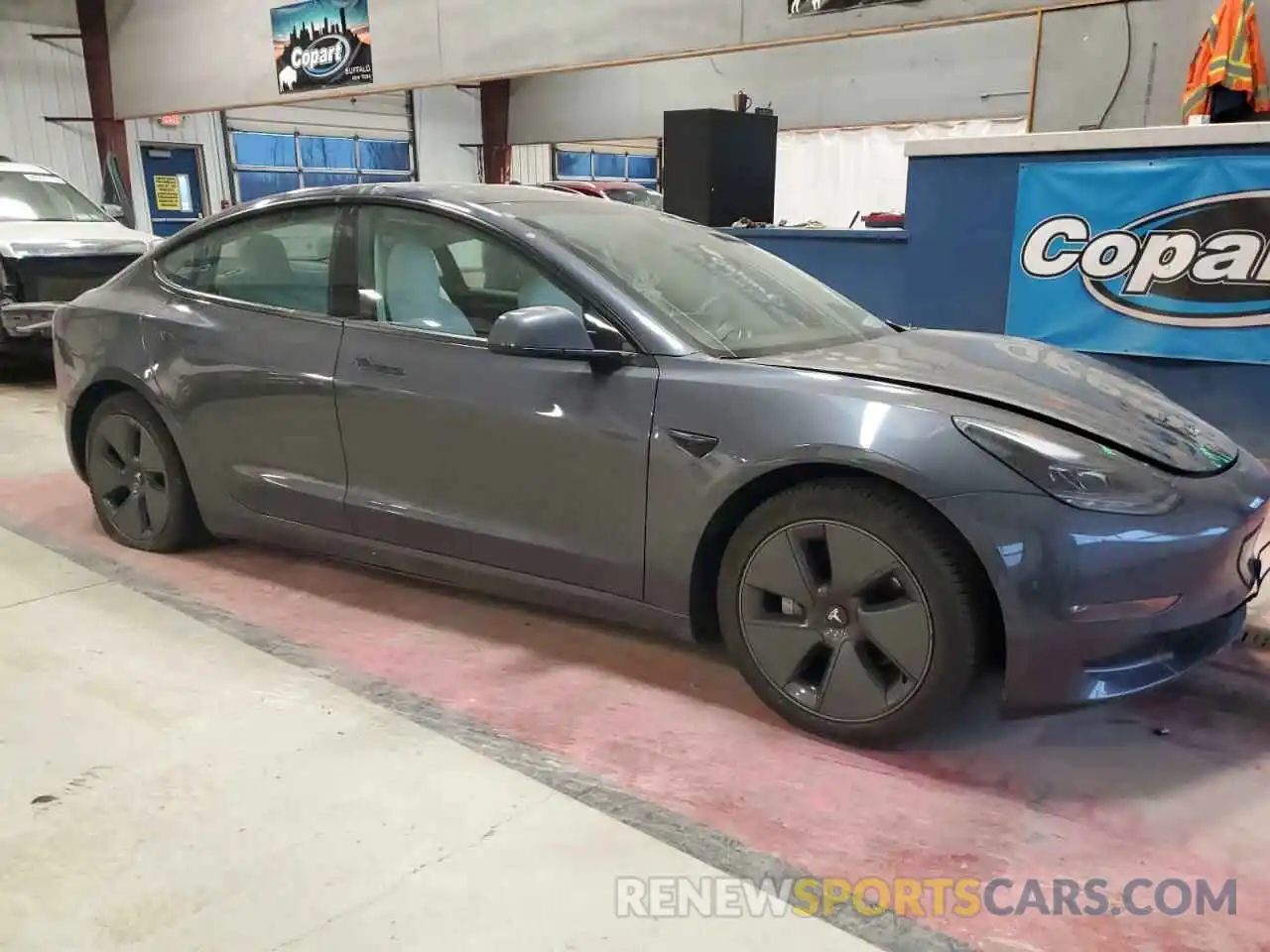 4 Фотография поврежденного автомобиля 5YJ3E1EB9NF249727 TESLA MODEL 3 2022