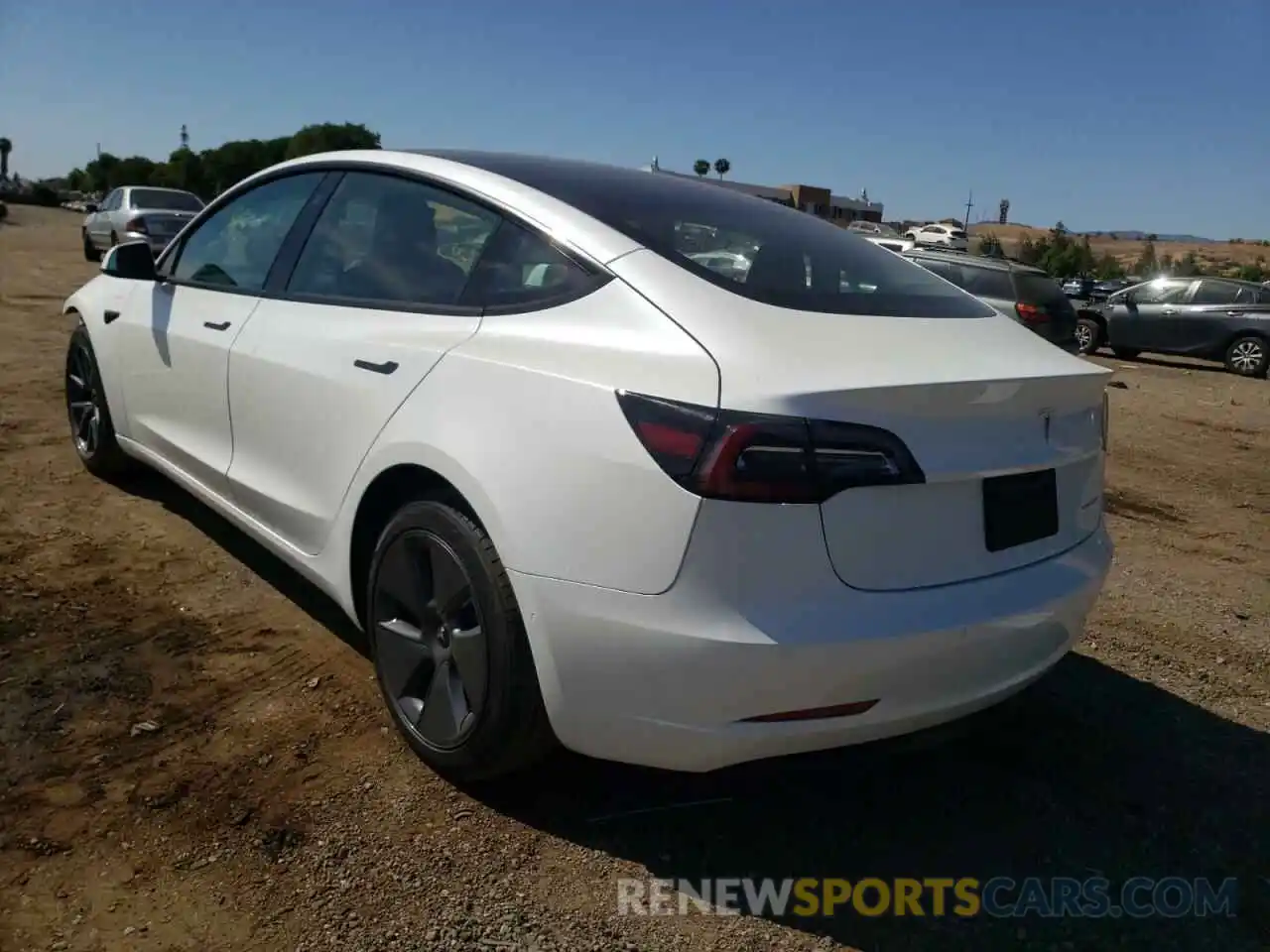 3 Photograph of a damaged car 5YJ3E1EB9NF258718 TESLA MODEL 3 2022