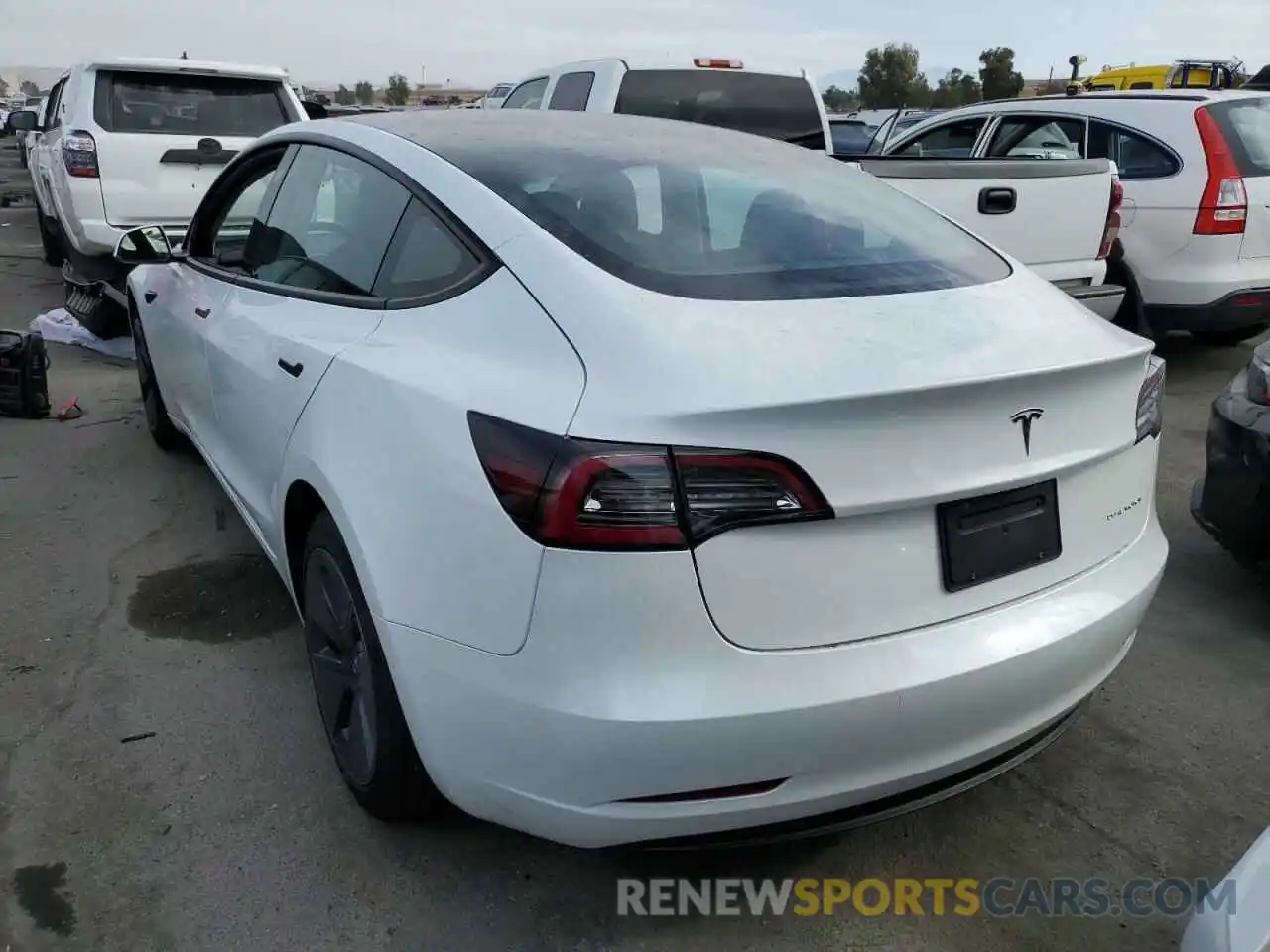 3 Photograph of a damaged car 5YJ3E1EB9NF299401 TESLA MODEL 3 2022