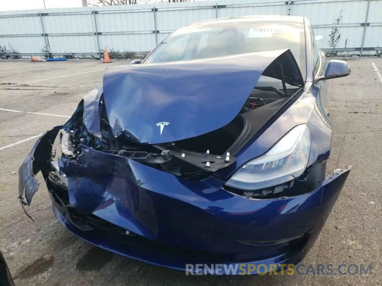 5 Photograph of a damaged car 5YJ3E1EB9NF329898 TESLA MODEL 3 2022