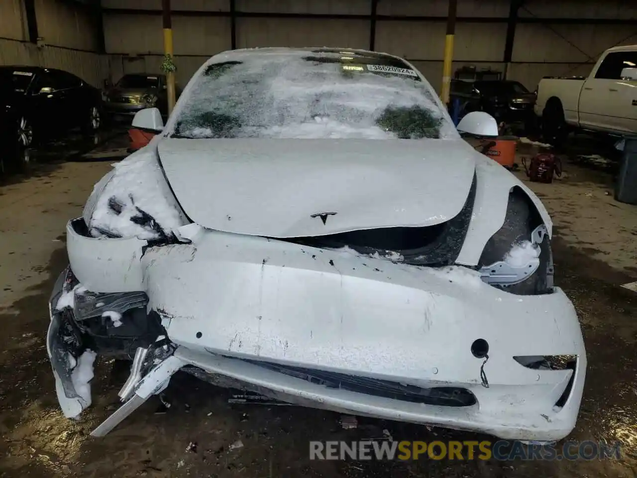 5 Photograph of a damaged car 5YJ3E1EB9NF347687 TESLA MODEL 3 2022