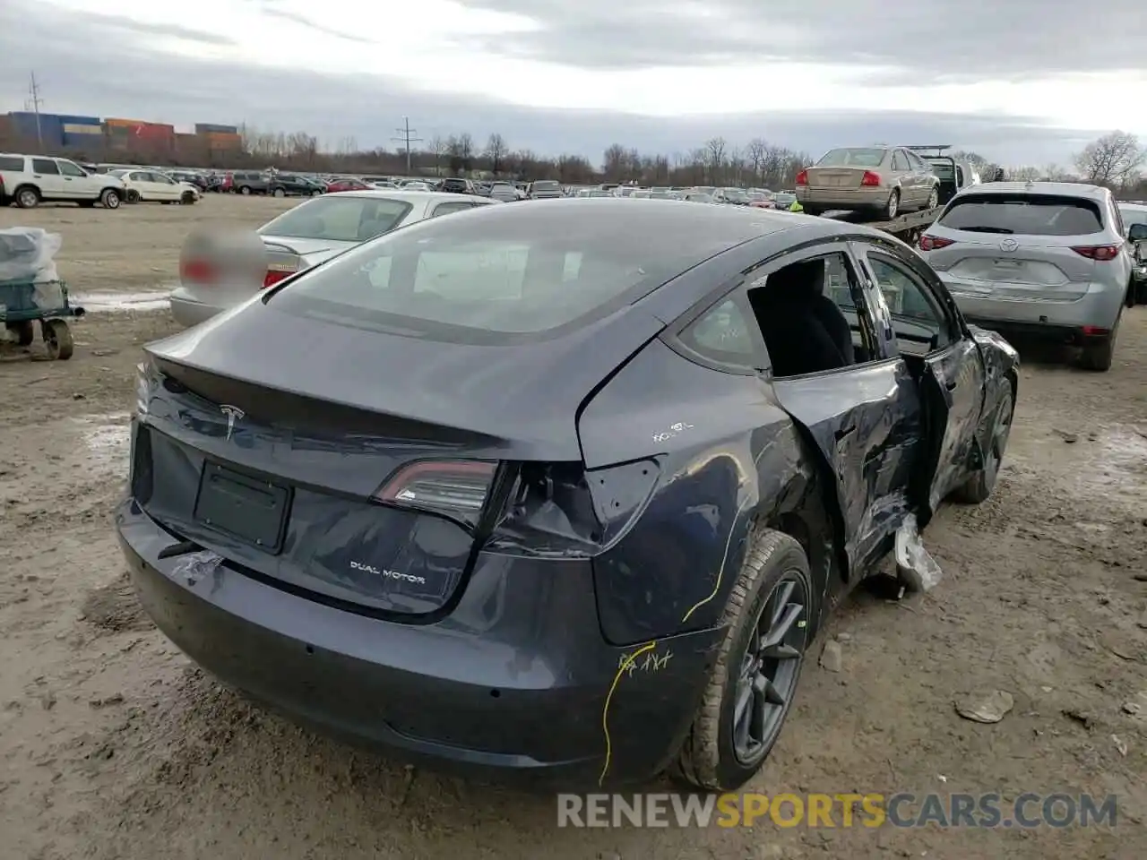 4 Photograph of a damaged car 5YJ3E1EBXNF106432 TESLA MODEL 3 2022