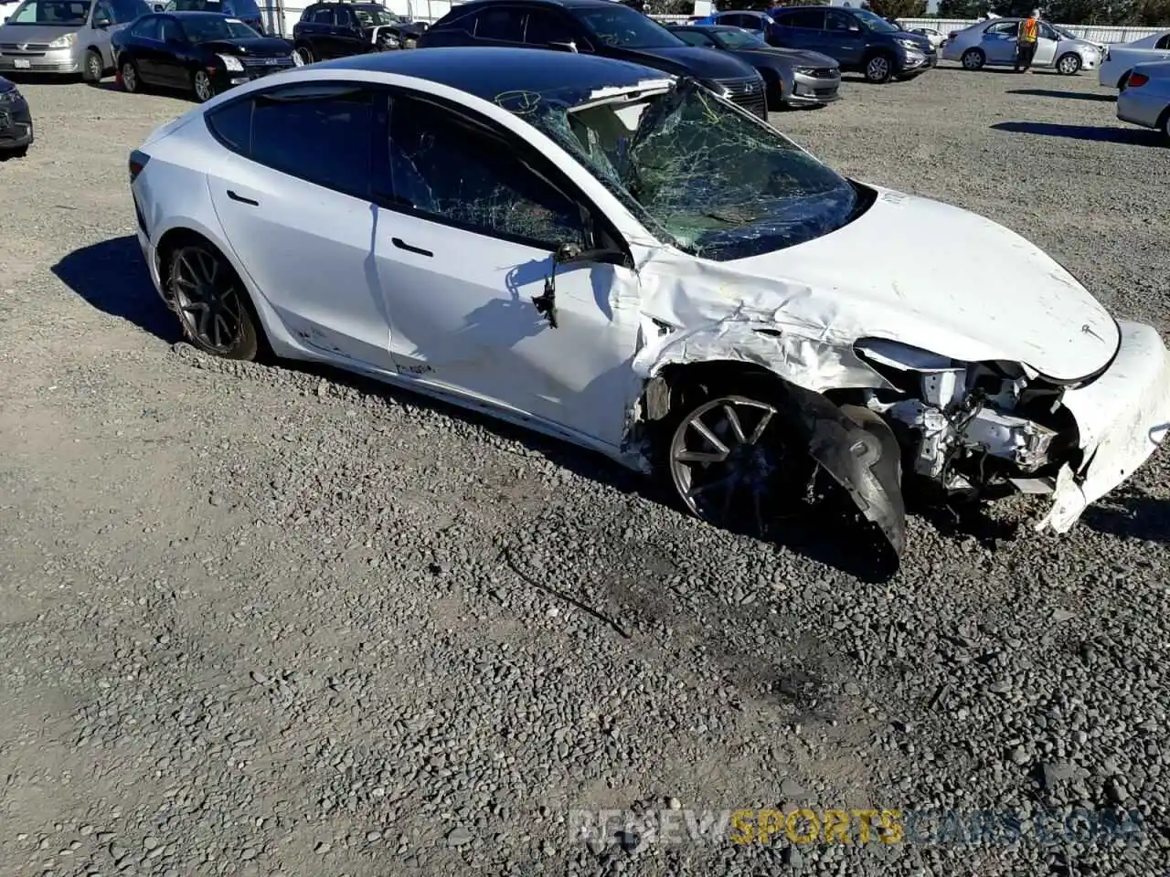 10 Photograph of a damaged car 5YJ3E1EBXNF124476 TESLA MODEL 3 2022