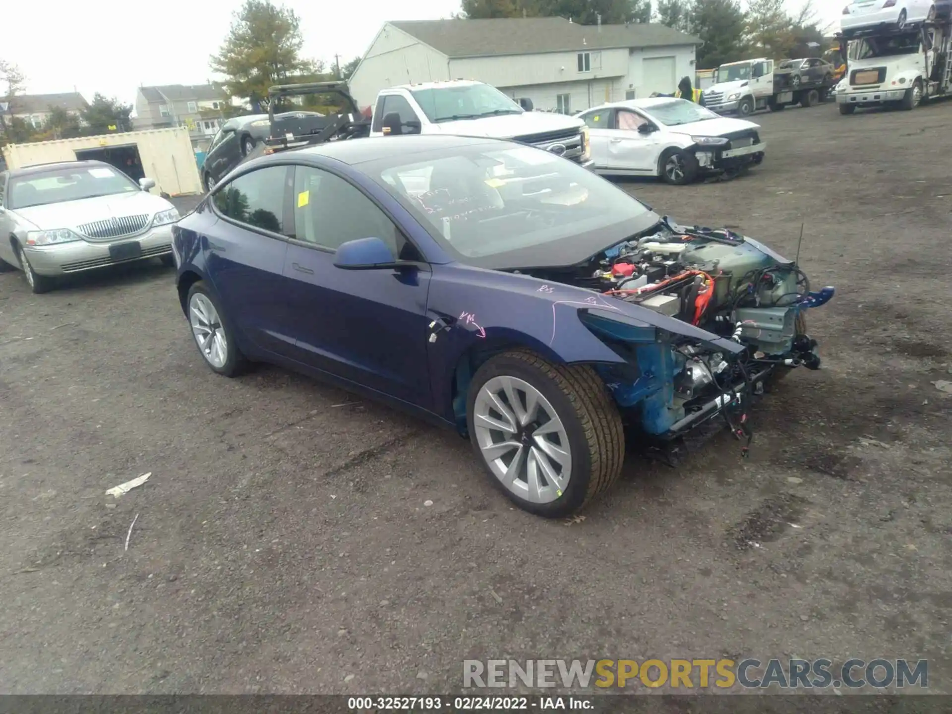 1 Photograph of a damaged car 5YJ3E1EBXNF127300 TESLA MODEL 3 2022