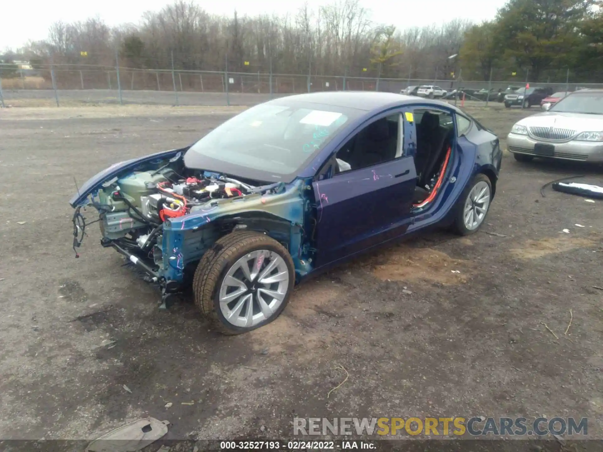 2 Photograph of a damaged car 5YJ3E1EBXNF127300 TESLA MODEL 3 2022