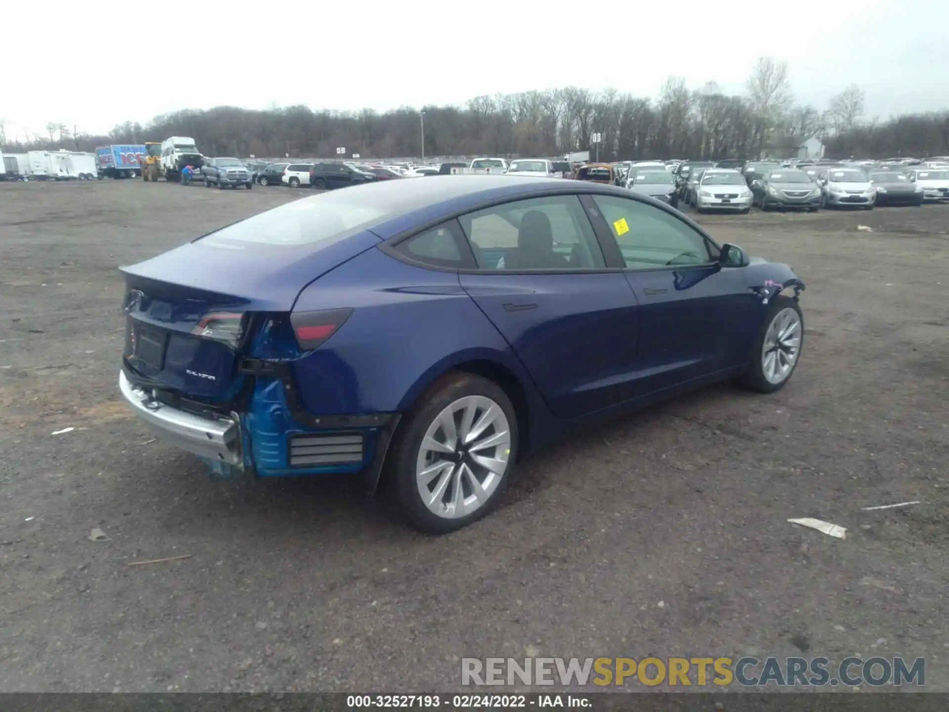 4 Photograph of a damaged car 5YJ3E1EBXNF127300 TESLA MODEL 3 2022