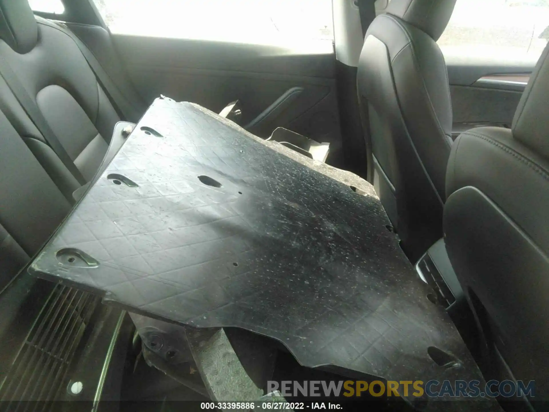 8 Photograph of a damaged car 5YJ3E1EBXNF128673 TESLA MODEL 3 2022