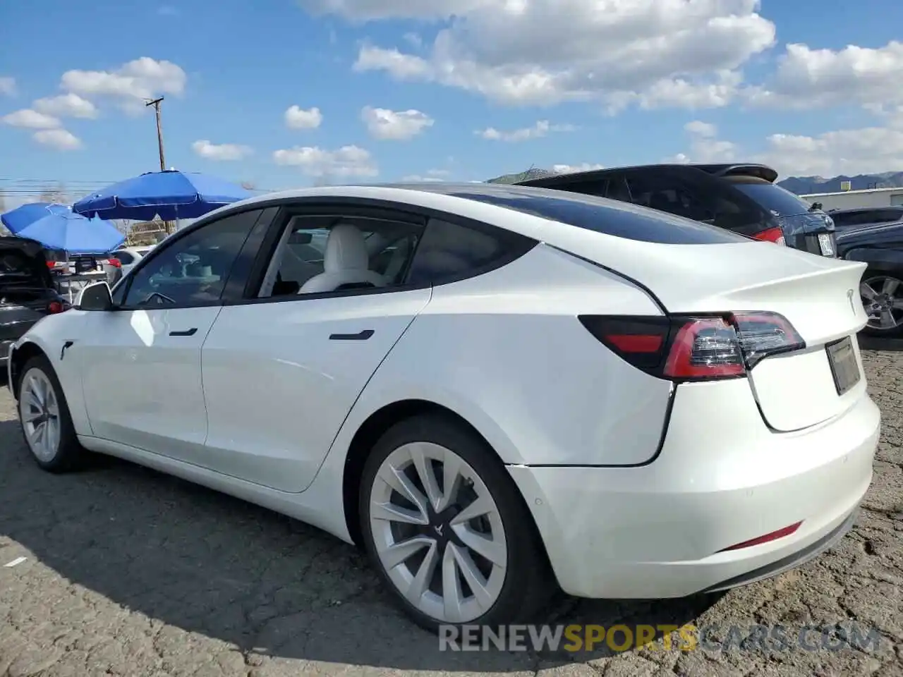 2 Photograph of a damaged car 5YJ3E1EBXNF129967 TESLA MODEL 3 2022