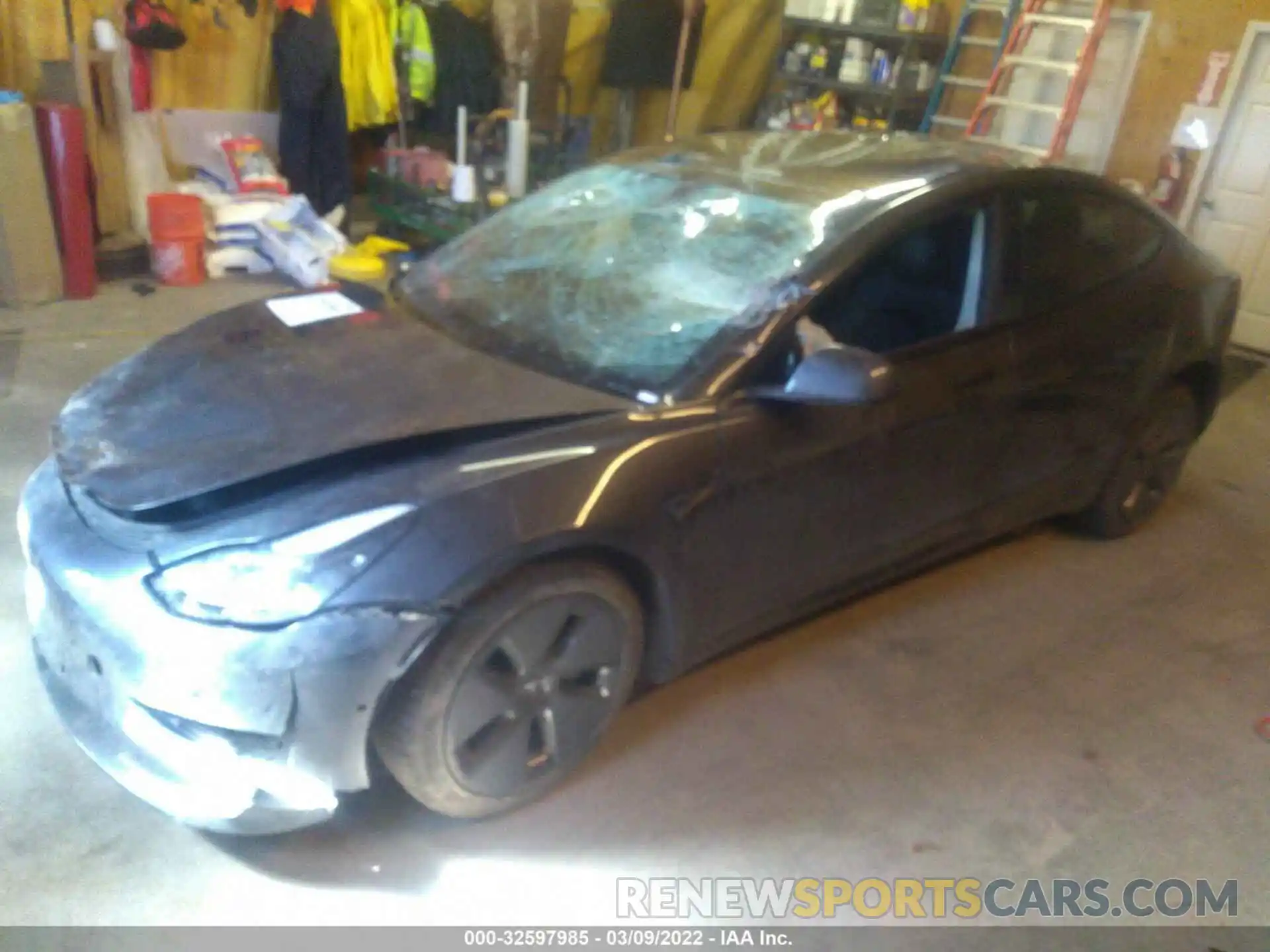 2 Photograph of a damaged car 5YJ3E1EBXNF135283 TESLA MODEL 3 2022