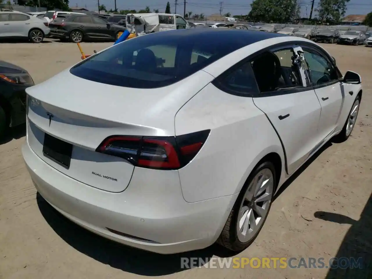 4 Photograph of a damaged car 5YJ3E1EBXNF143593 TESLA MODEL 3 2022