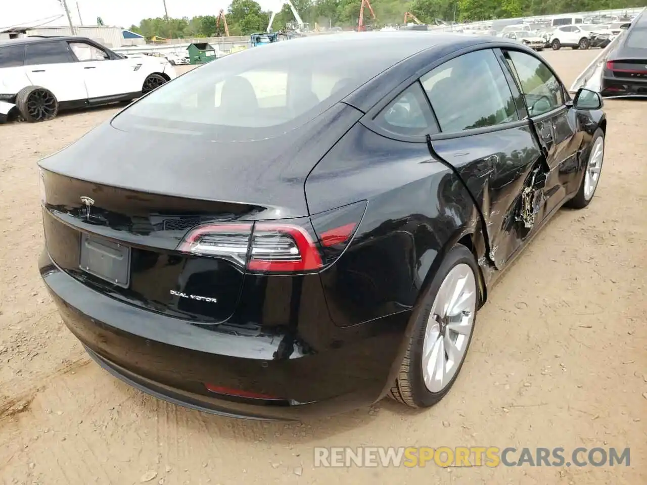 4 Фотография поврежденного автомобиля 5YJ3E1EBXNF187433 TESLA MODEL 3 2022