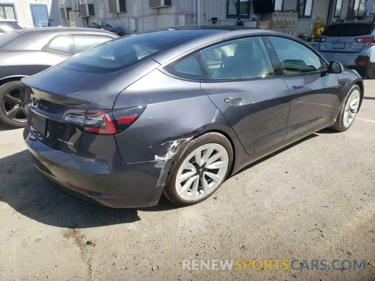 4 Photograph of a damaged car 5YJ3E1EBXNF192549 TESLA MODEL 3 2022