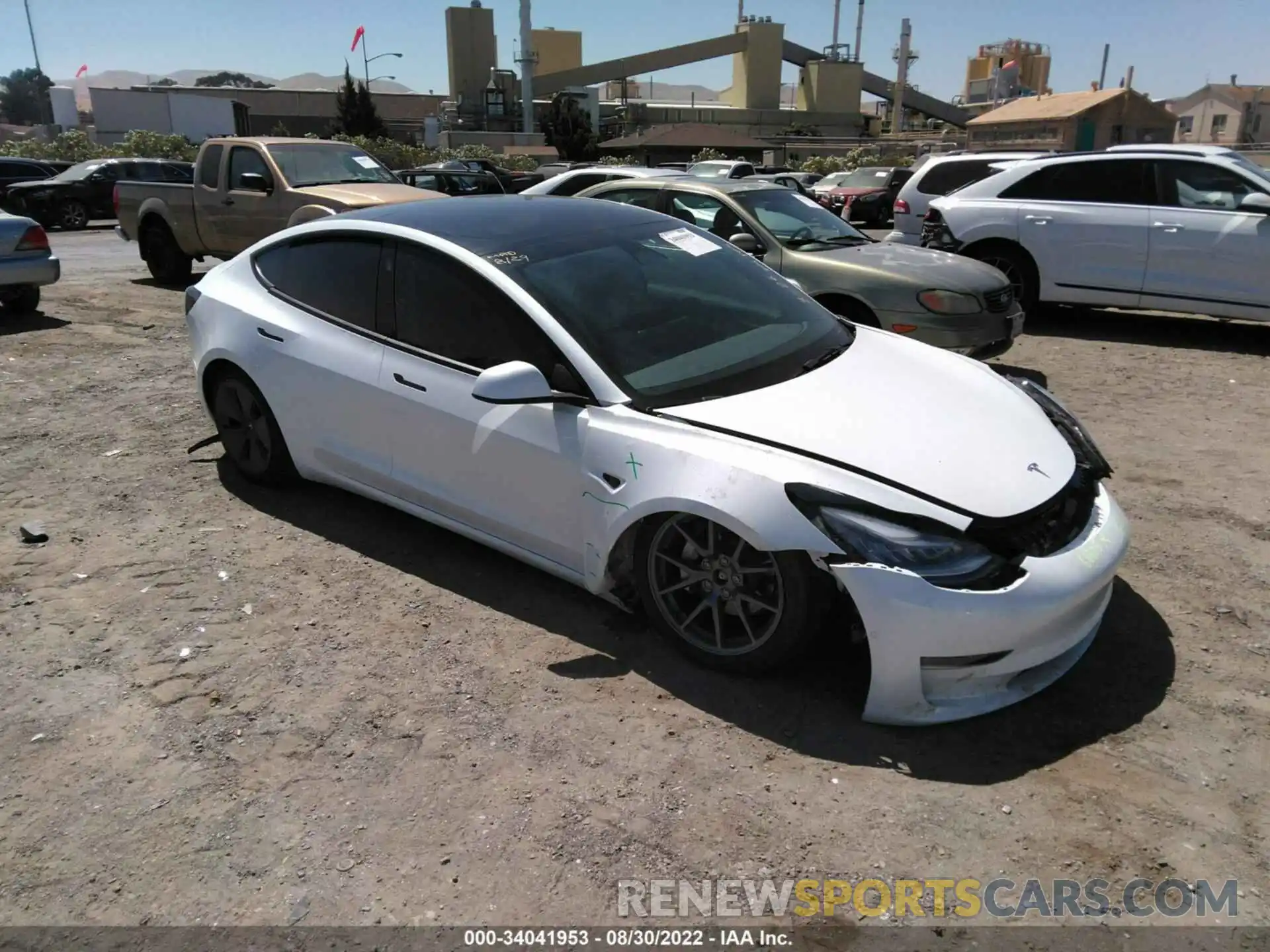 1 Photograph of a damaged car 5YJ3E1EBXNF250465 TESLA MODEL 3 2022