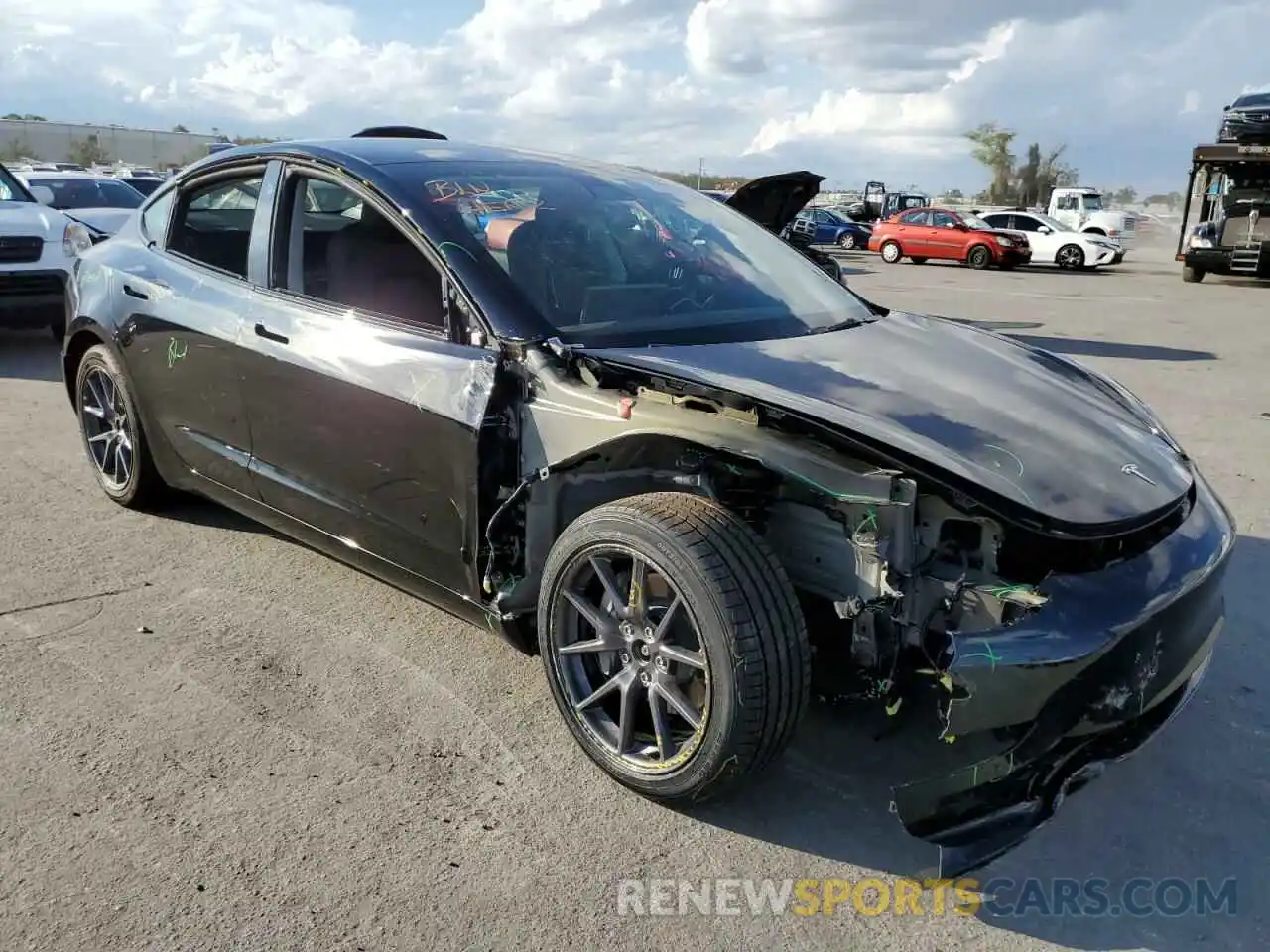 4 Photograph of a damaged car 5YJ3E1EBXNF290402 TESLA MODEL 3 2022