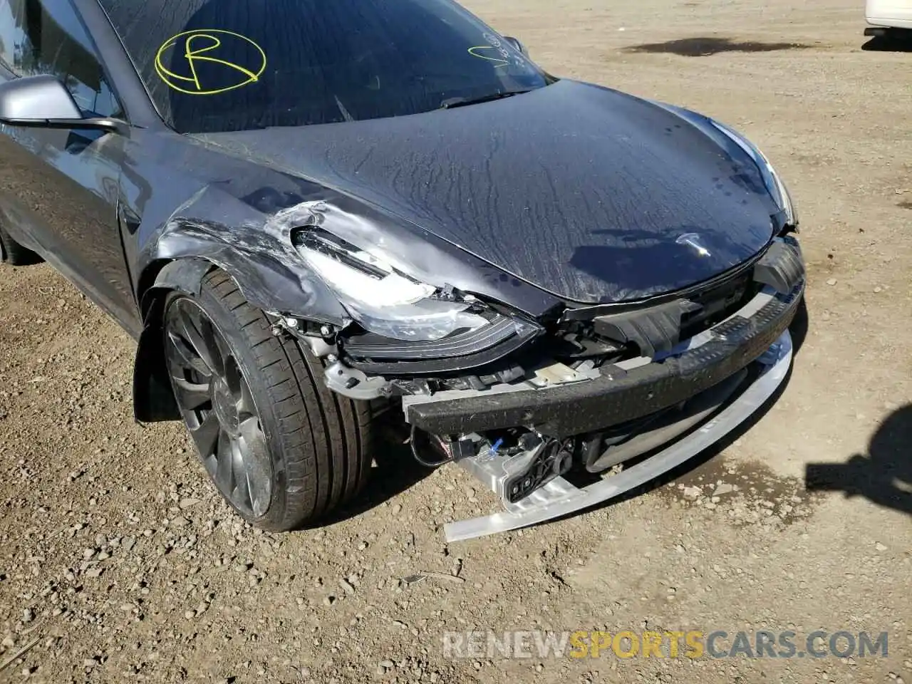 9 Photograph of a damaged car 5YJ3E1EC1NF156161 TESLA MODEL 3 2022