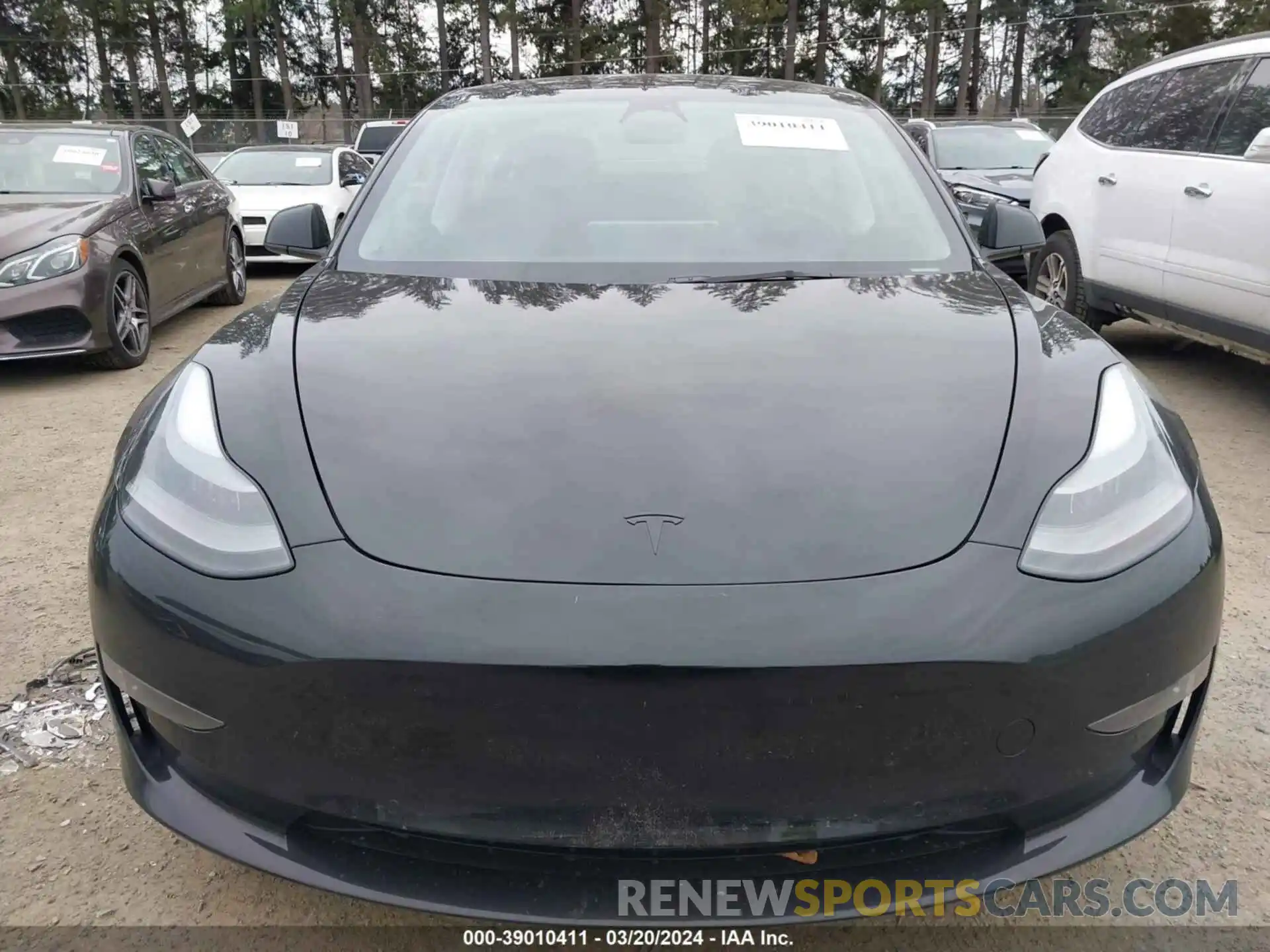 12 Photograph of a damaged car 5YJ3E1EC1NF348468 TESLA MODEL 3 2022