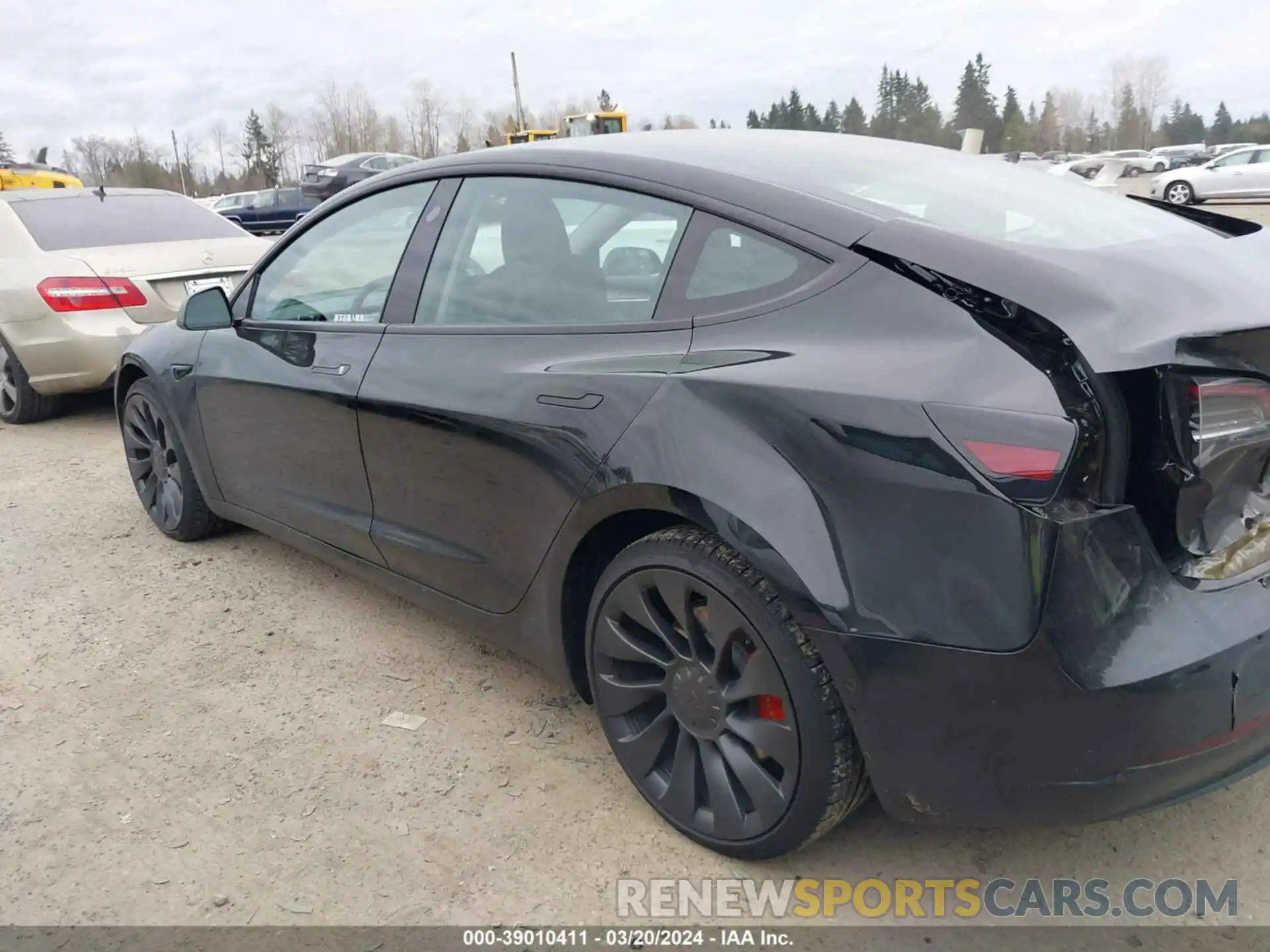 14 Photograph of a damaged car 5YJ3E1EC1NF348468 TESLA MODEL 3 2022