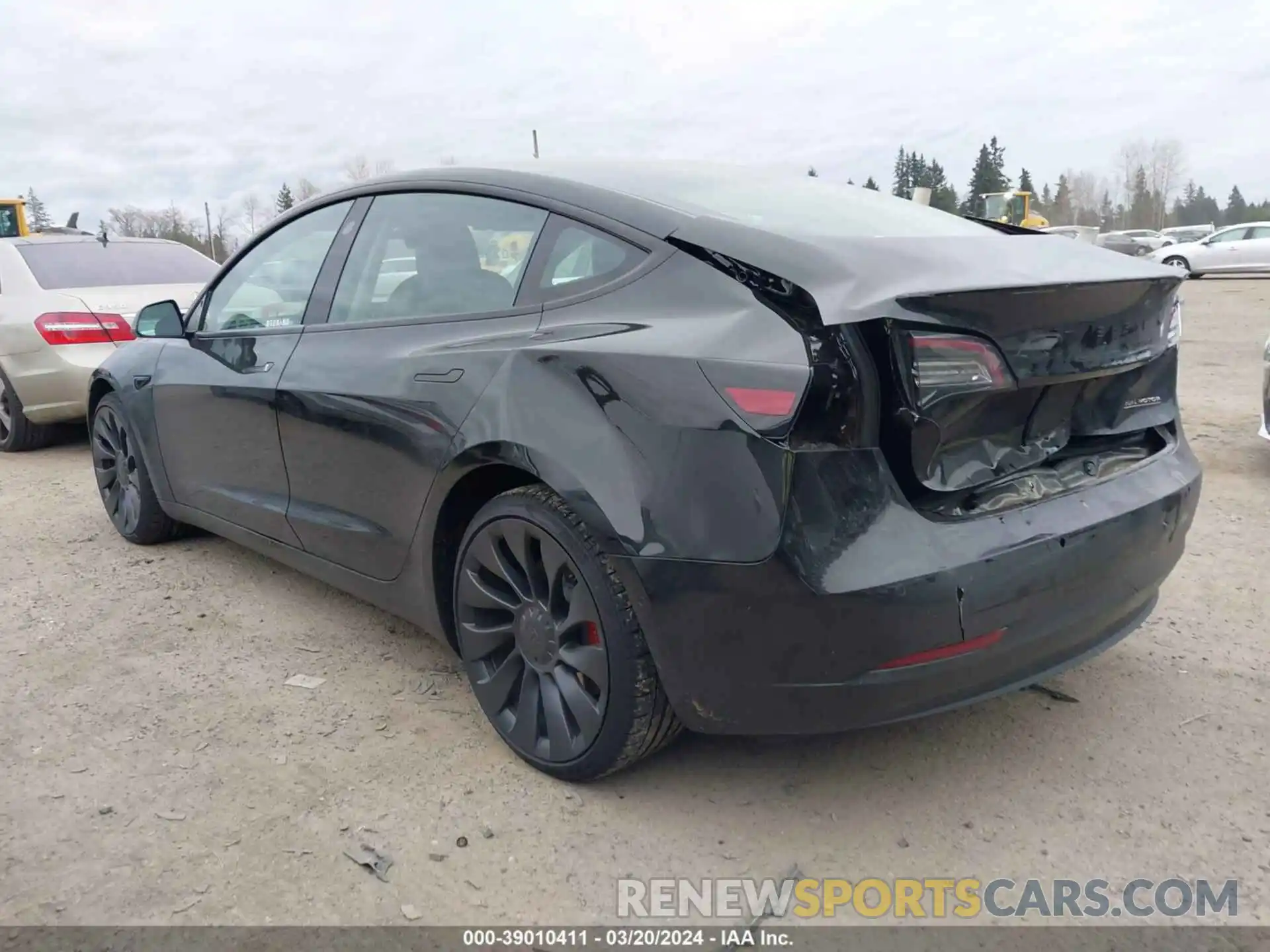 3 Photograph of a damaged car 5YJ3E1EC1NF348468 TESLA MODEL 3 2022