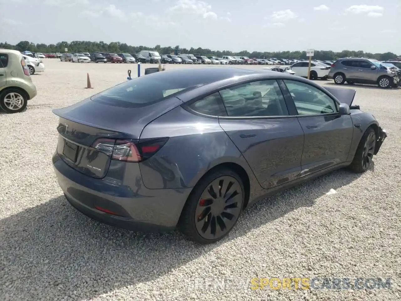 4 Фотография поврежденного автомобиля 5YJ3E1EC3NF268315 TESLA MODEL 3 2022