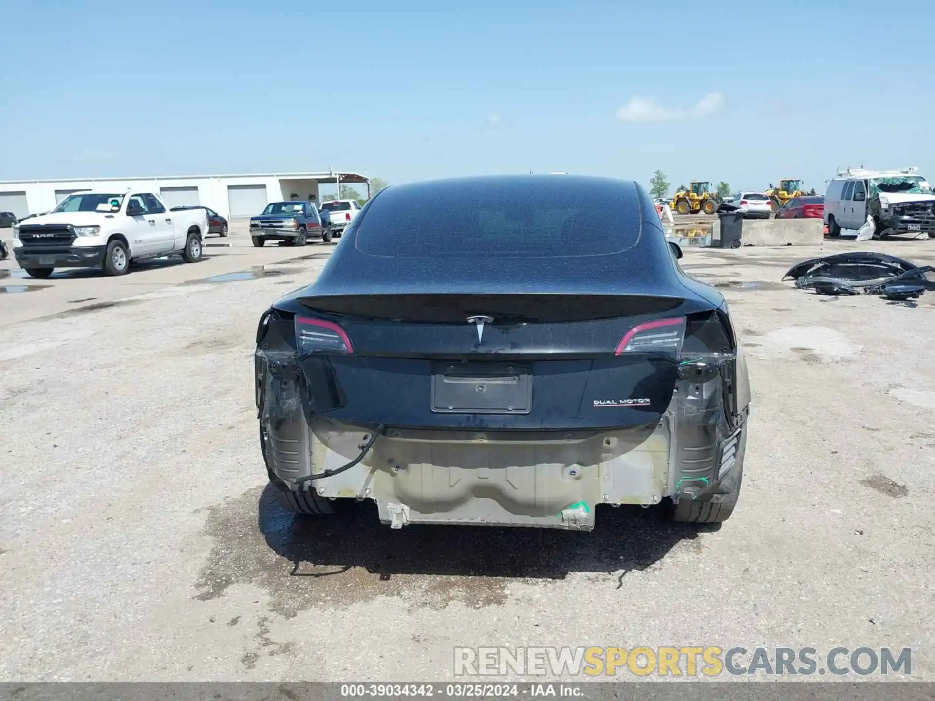 16 Photograph of a damaged car 5YJ3E1EC3NF329940 TESLA MODEL 3 2022