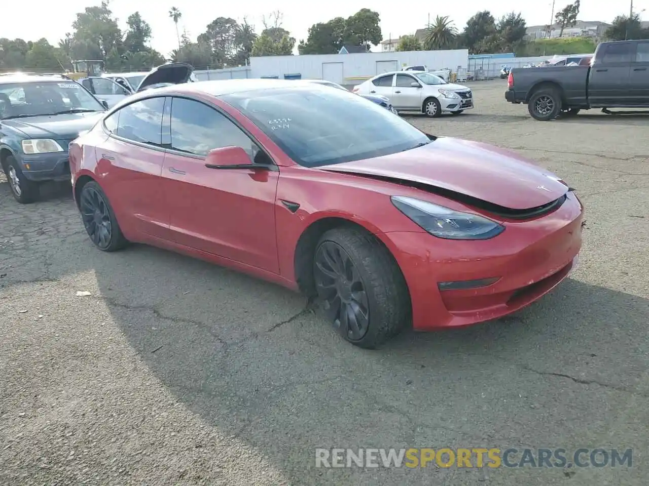 4 Photograph of a damaged car 5YJ3E1EC4NF203604 TESLA MODEL 3 2022