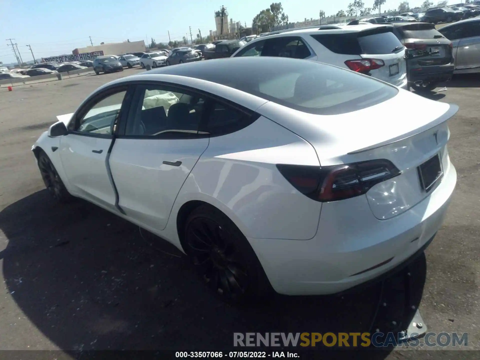 3 Photograph of a damaged car 5YJ3E1EC5NF182536 TESLA MODEL 3 2022