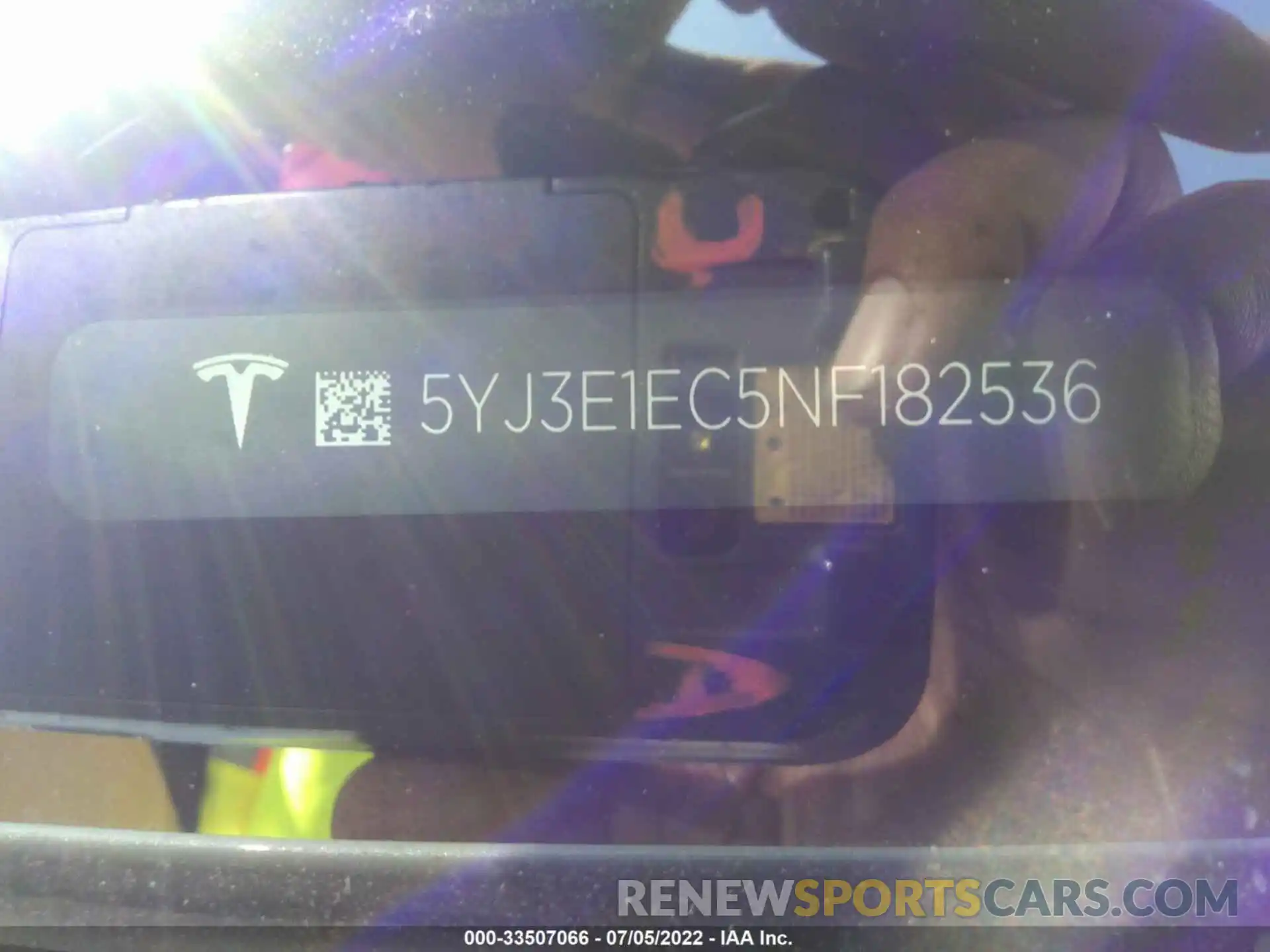 9 Photograph of a damaged car 5YJ3E1EC5NF182536 TESLA MODEL 3 2022