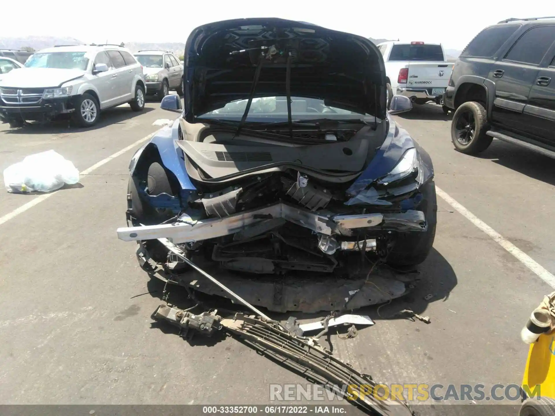 6 Photograph of a damaged car 5YJ3E1EC5NF195609 TESLA MODEL 3 2022