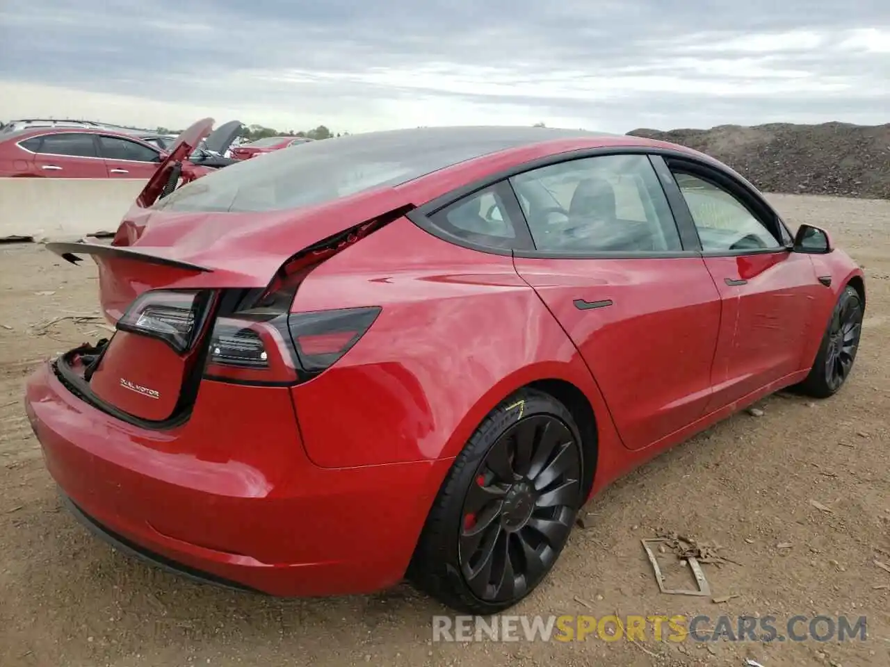 4 Photograph of a damaged car 5YJ3E1EC6NF203040 TESLA MODEL 3 2022