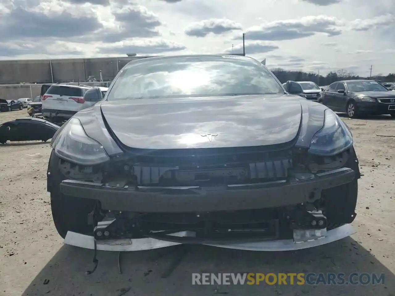 5 Photograph of a damaged car 5YJ3E1EC8NF247976 TESLA MODEL 3 2022