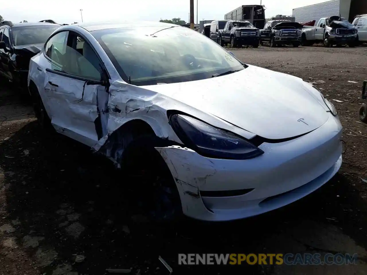 1 Photograph of a damaged car 5YJ3E1EC8NF274028 TESLA MODEL 3 2022