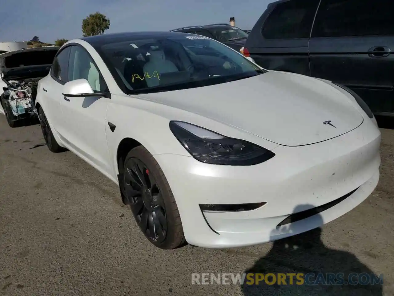 1 Photograph of a damaged car 5YJ3E1EC8NF326161 TESLA MODEL 3 2022