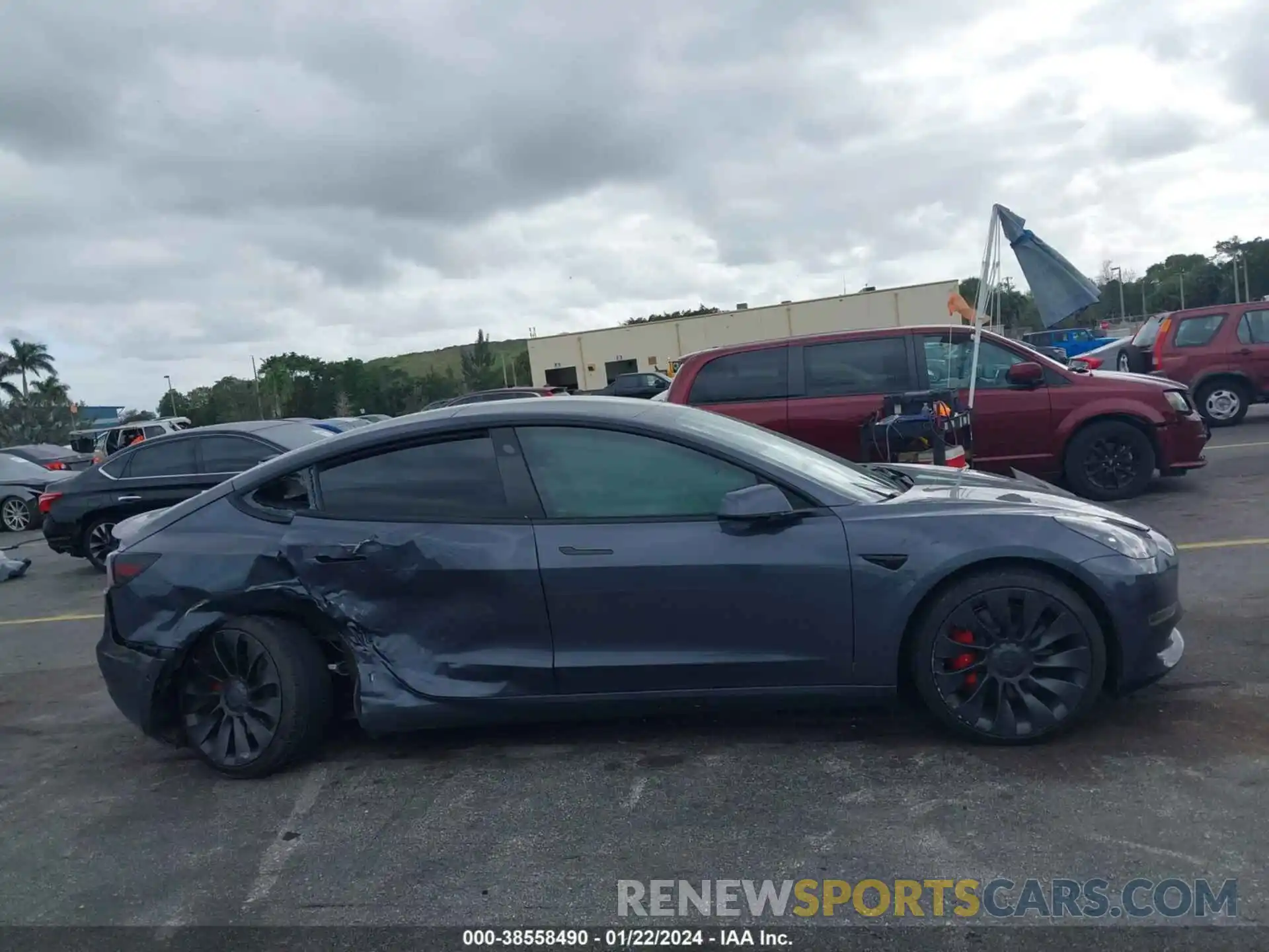 13 Photograph of a damaged car 5YJ3E1EC9NF273759 TESLA MODEL 3 2022