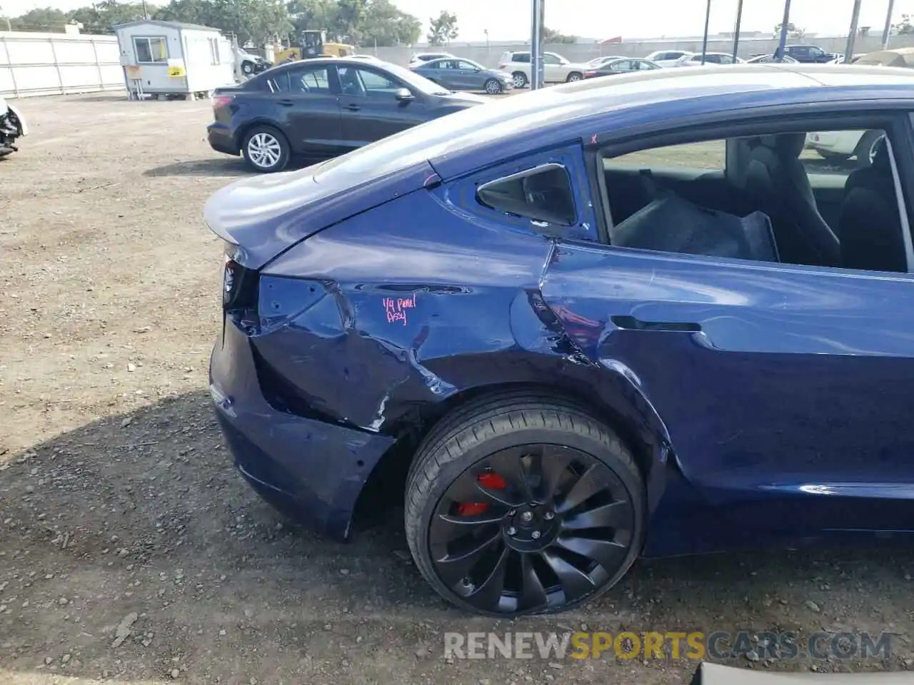 9 Photograph of a damaged car 5YJ3E1EC9NF275933 TESLA MODEL 3 2022