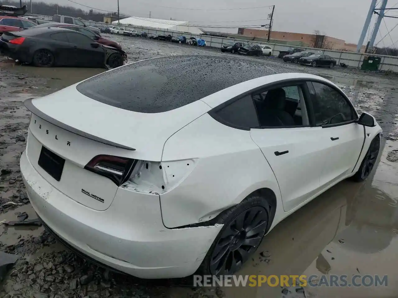 3 Photograph of a damaged car 5YJ3E1EC9NF335824 TESLA MODEL 3 2022