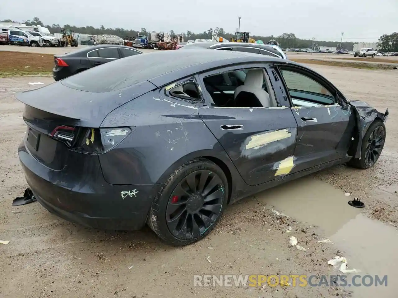 3 Photograph of a damaged car 5YJ3E1EC9NF354468 TESLA MODEL 3 2022