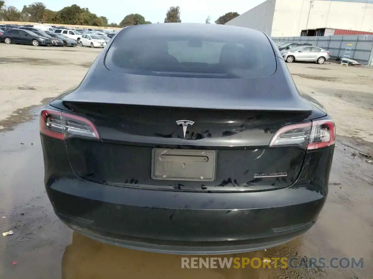 6 Photograph of a damaged car 5YJ3E1ECXNF237398 TESLA MODEL 3 2022