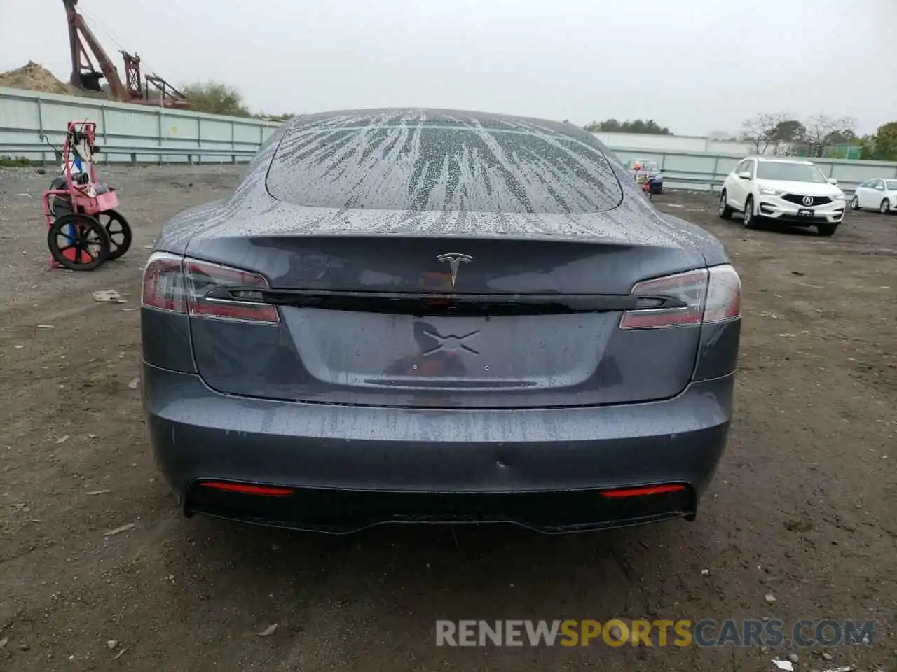 9 Photograph of a damaged car 5YJSA1E58NF467594 TESLA MODEL 3 2022