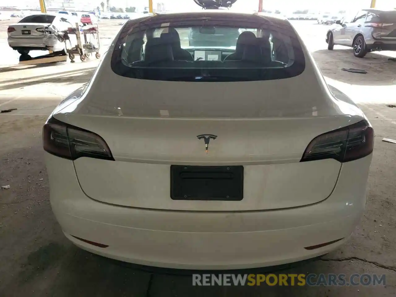 6 Photograph of a damaged car 5YJ3E1EA0PF493597 TESLA MODEL 3 2023