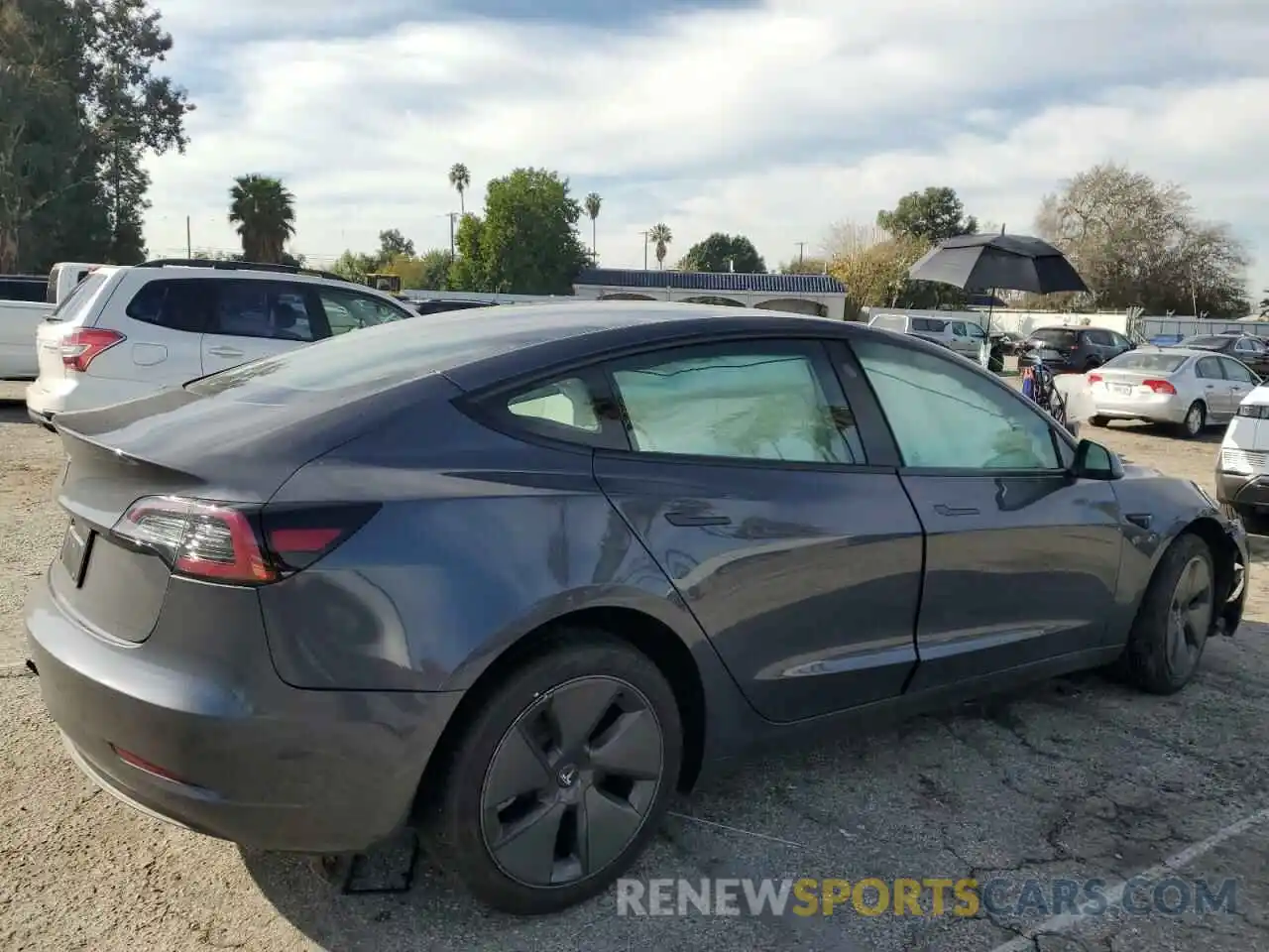 3 Photograph of a damaged car 5YJ3E1EA0PF550168 TESLA MODEL 3 2023