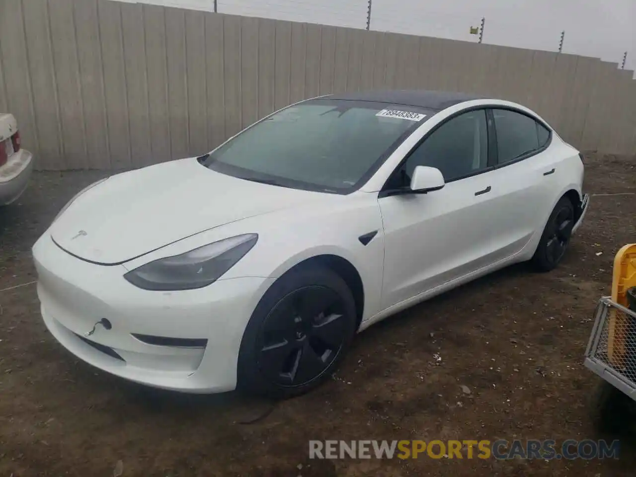 1 Photograph of a damaged car 5YJ3E1EA0PF572445 TESLA MODEL 3 2023