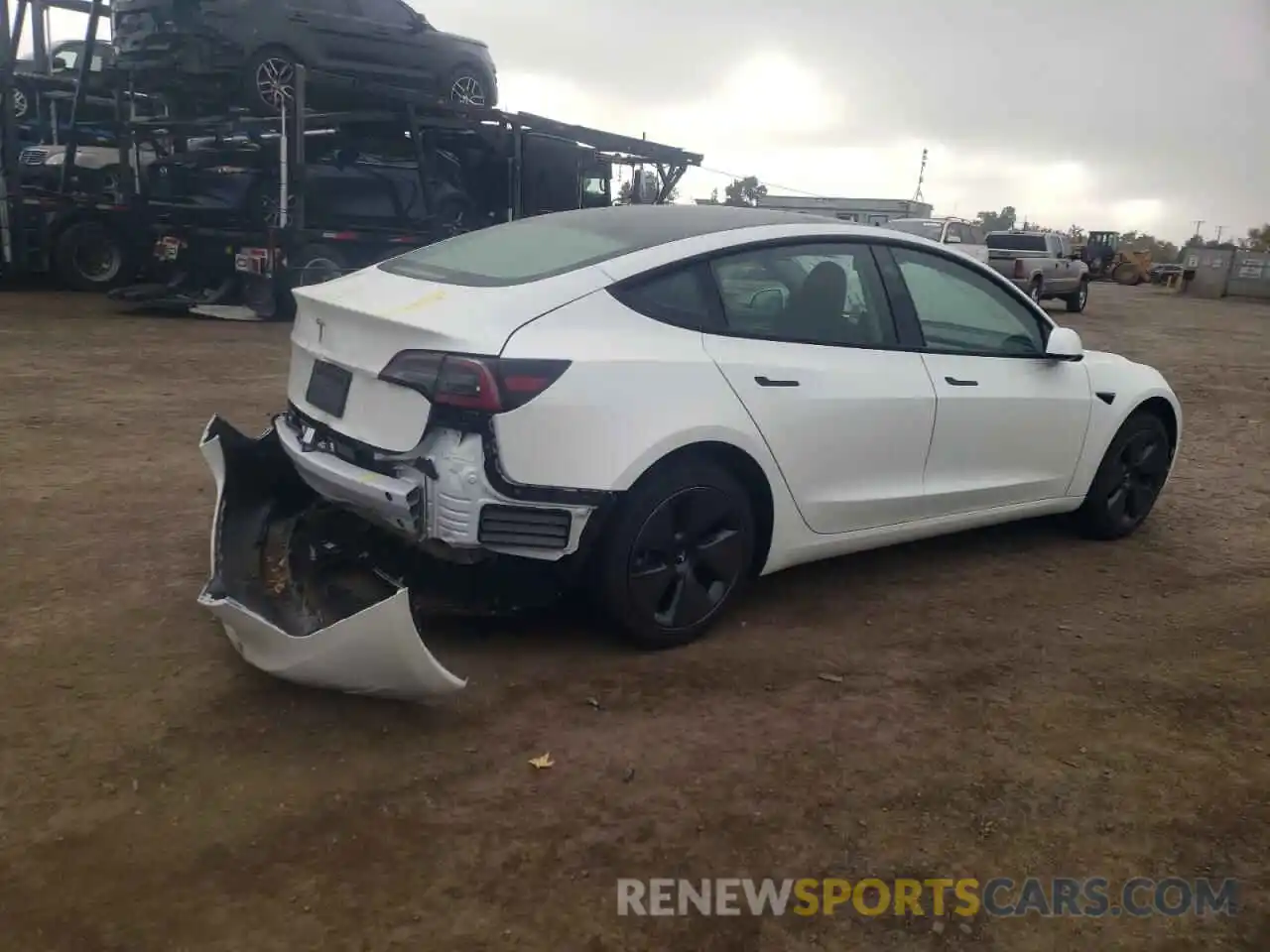 3 Photograph of a damaged car 5YJ3E1EA0PF572445 TESLA MODEL 3 2023