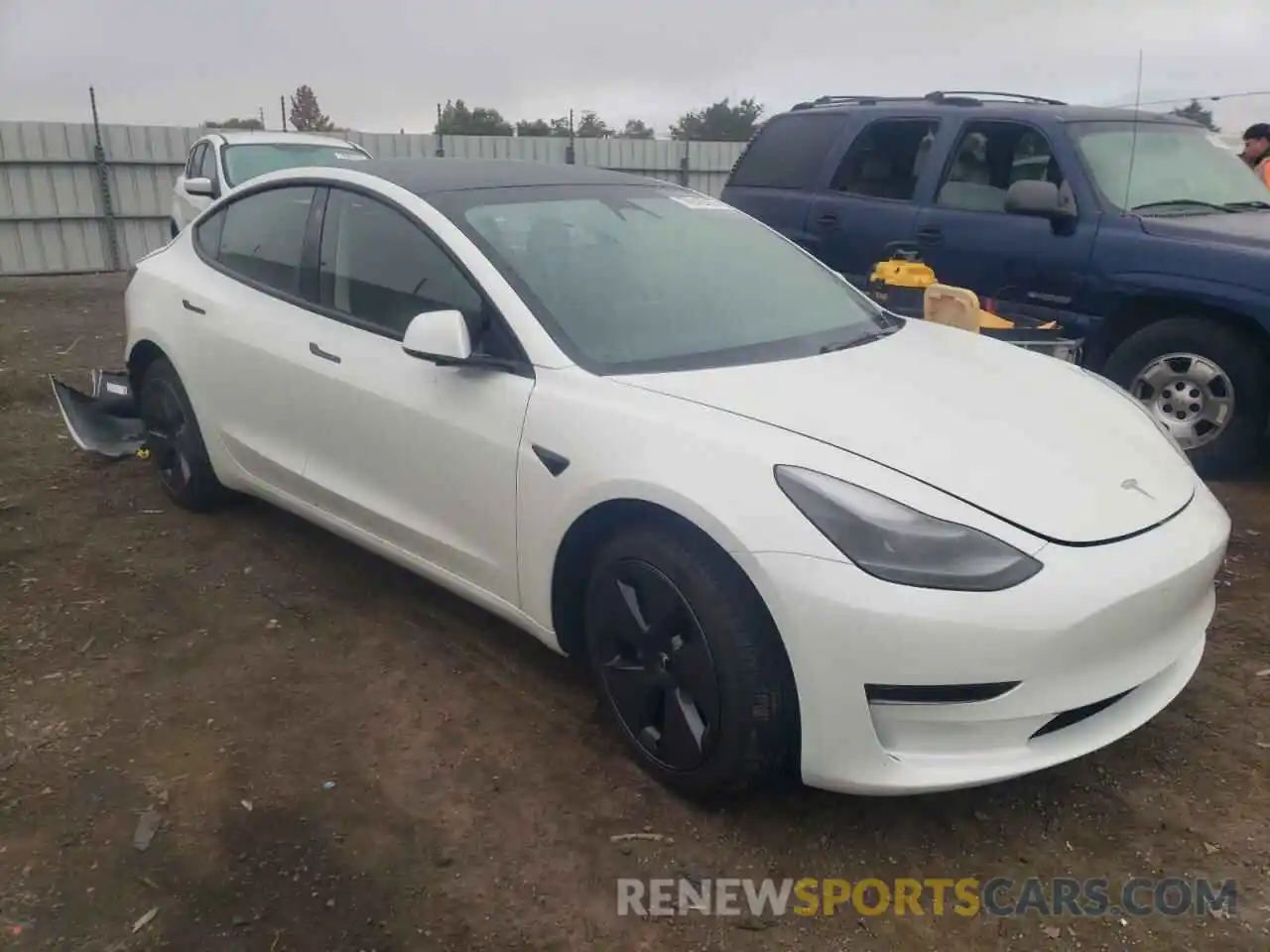 4 Фотография поврежденного автомобиля 5YJ3E1EA0PF572445 TESLA MODEL 3 2023