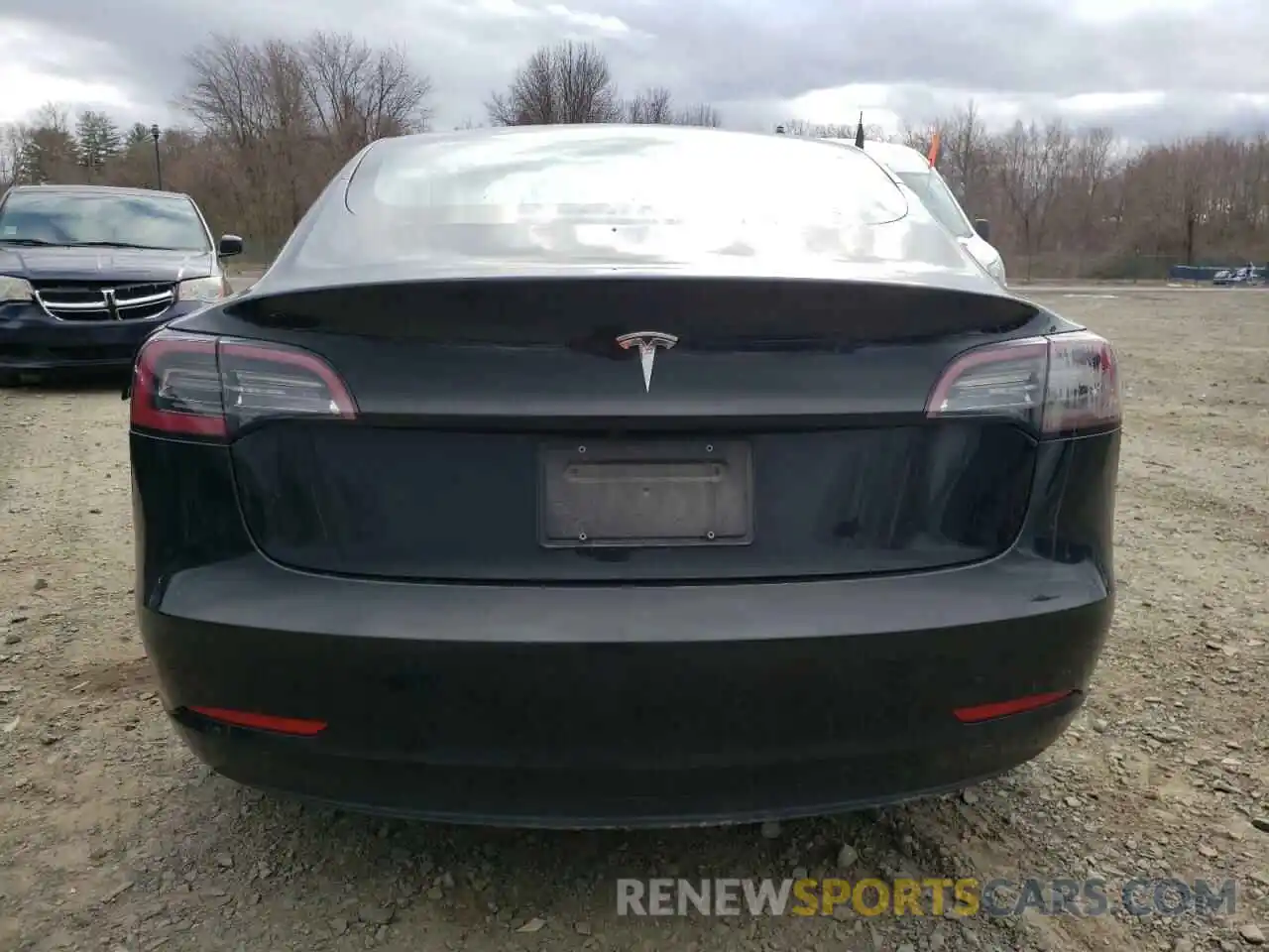 6 Photograph of a damaged car 5YJ3E1EA1PF438060 TESLA MODEL 3 2023