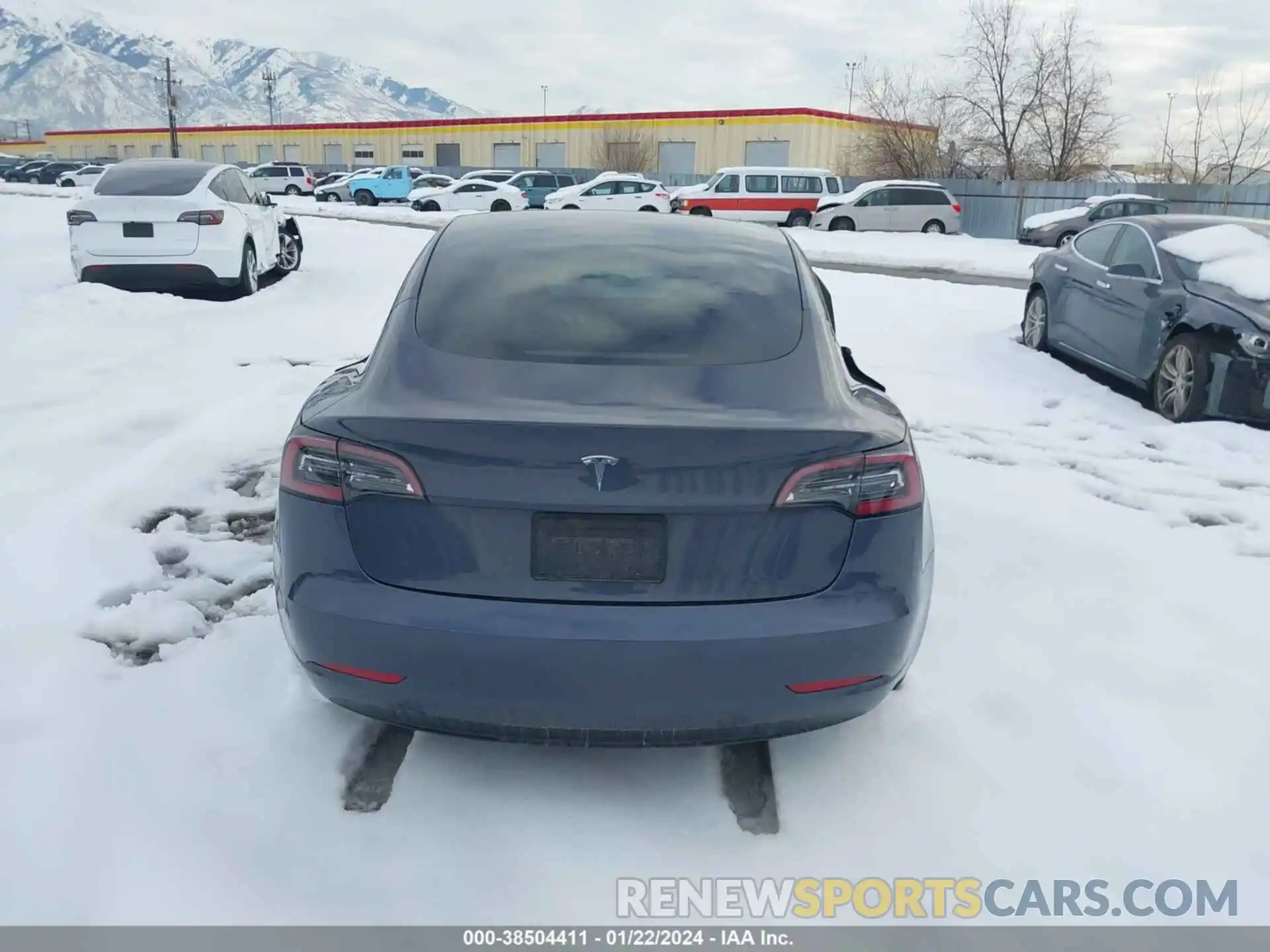 15 Photograph of a damaged car 5YJ3E1EA1PF551992 TESLA MODEL 3 2023