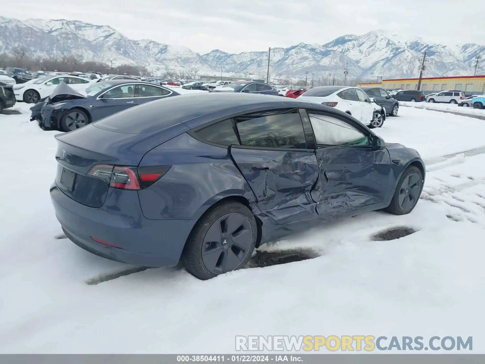 4 Photograph of a damaged car 5YJ3E1EA1PF551992 TESLA MODEL 3 2023