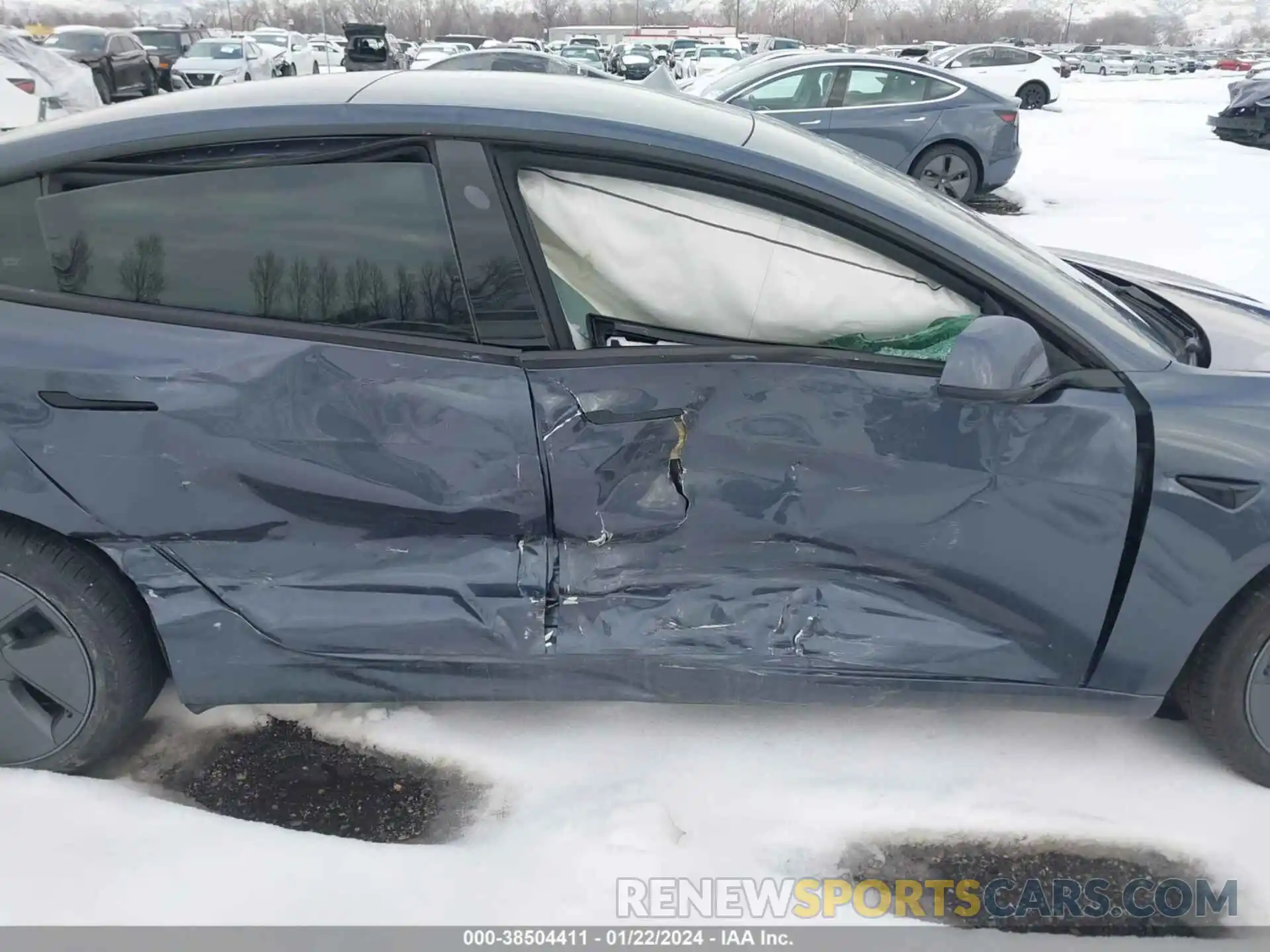 6 Photograph of a damaged car 5YJ3E1EA1PF551992 TESLA MODEL 3 2023