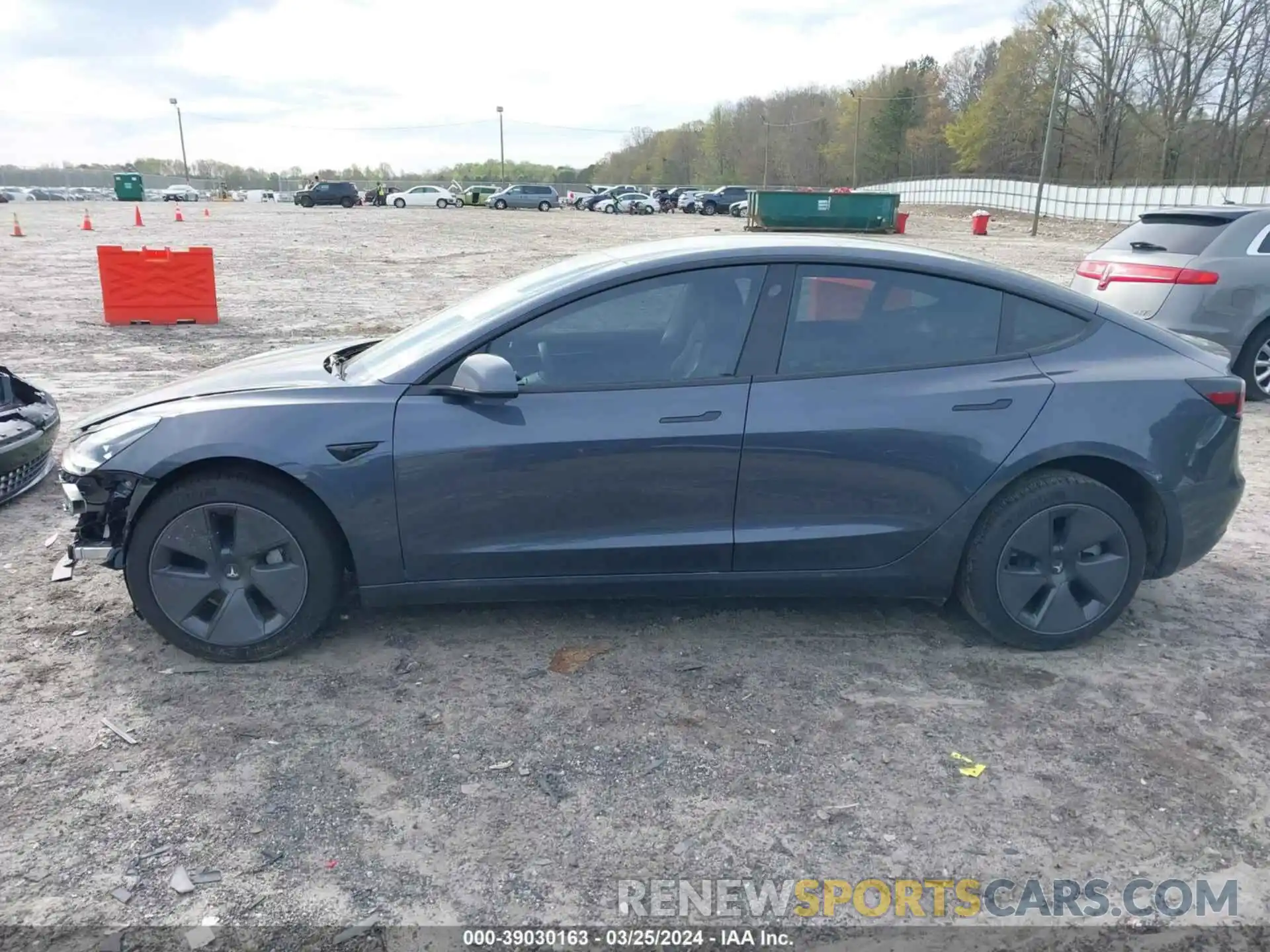 14 Photograph of a damaged car 5YJ3E1EA1PF601726 TESLA MODEL 3 2023